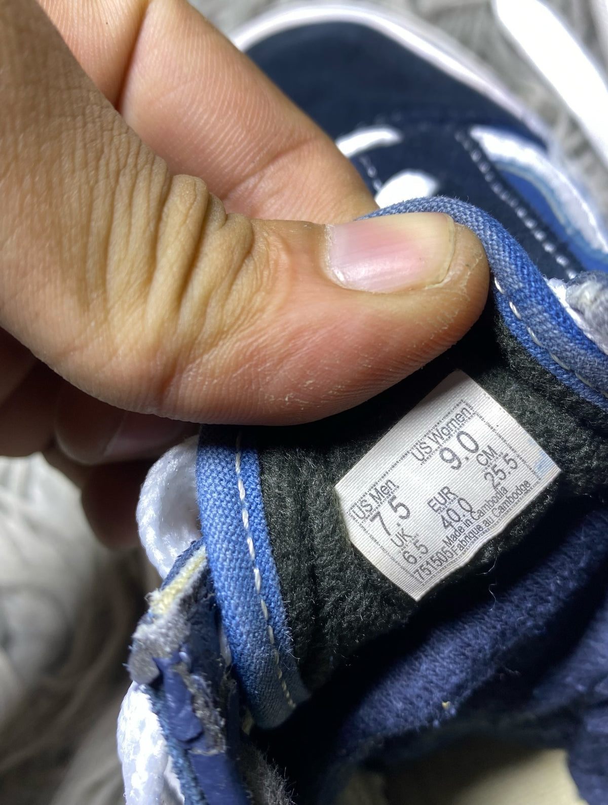 Vans Low Top (40)