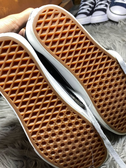 Vans Low Top (39)