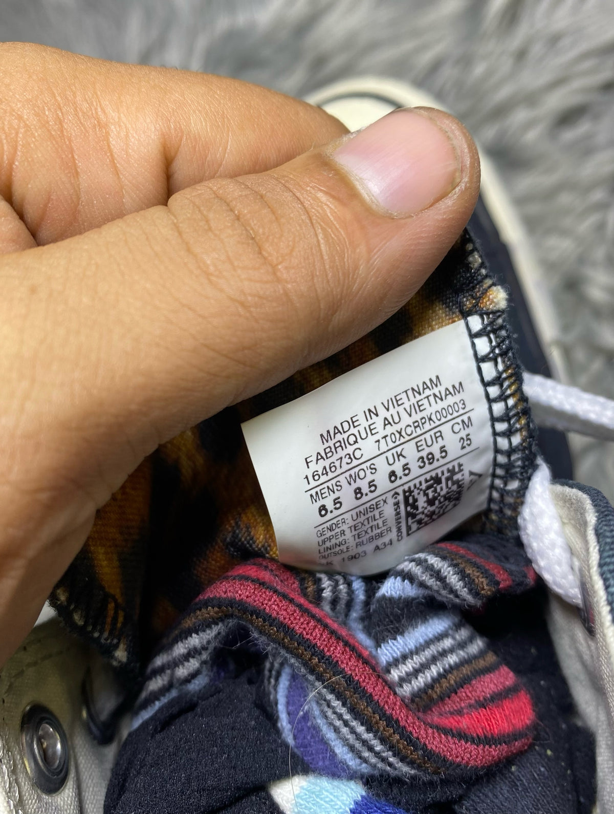 Converse High Top (39.5)