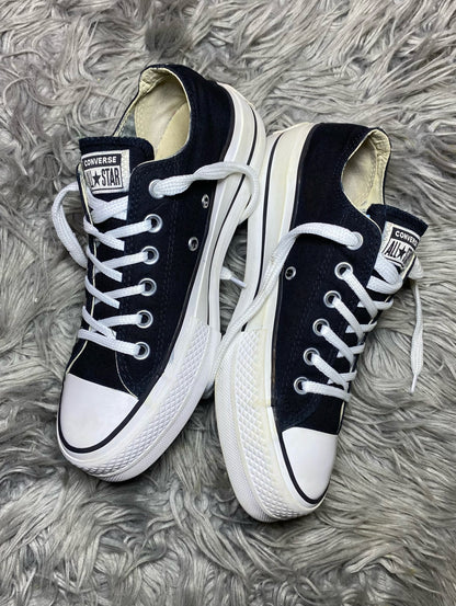 Converse Low Top (37.5)