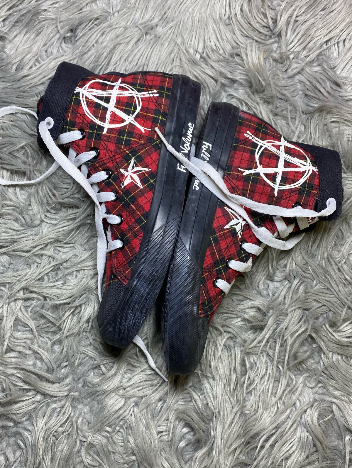 EMP SHOES SIZE (39)