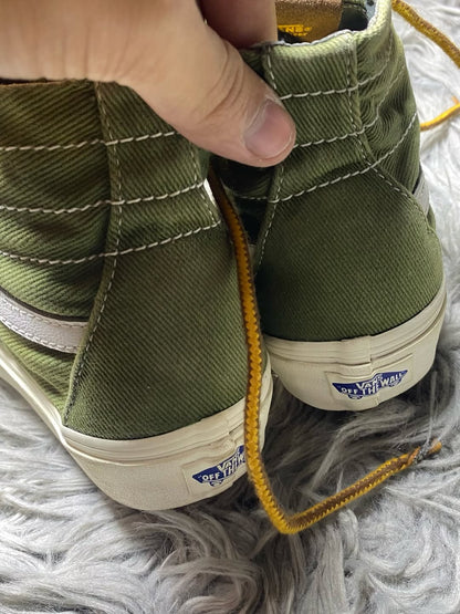Vans High Top (40.5)
