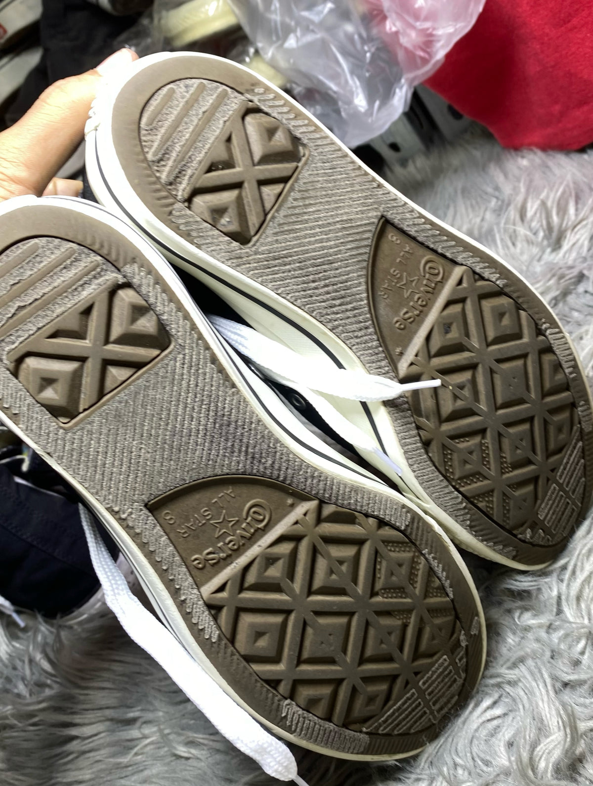 Converse Low Top (41)