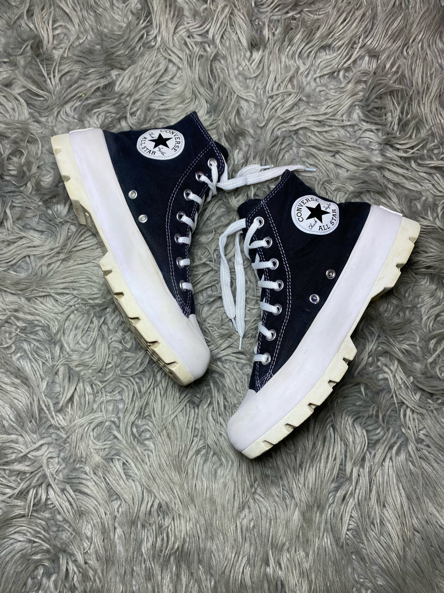 Converse High Top (39)