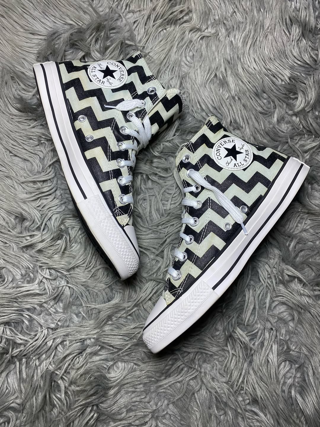 Converse High Top (40)