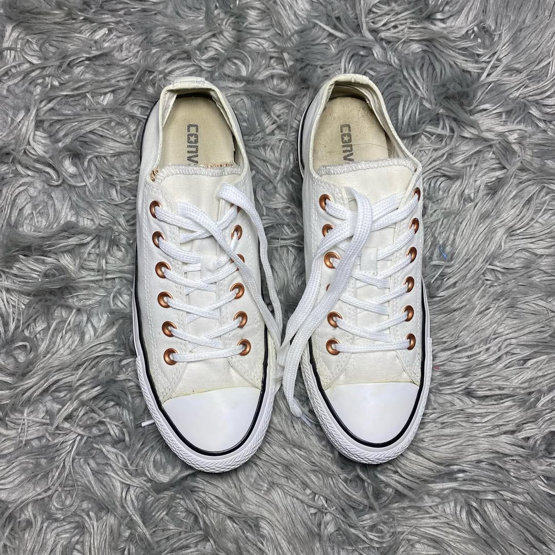 Converse Low Top (40)