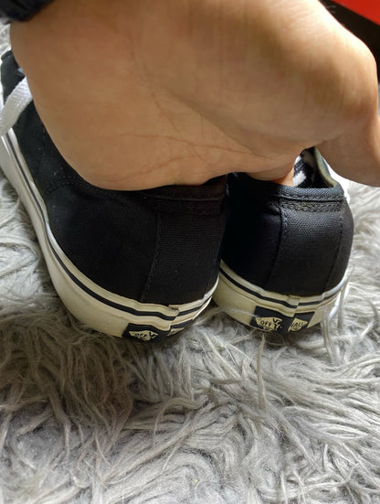 Vans Low Top (44)
