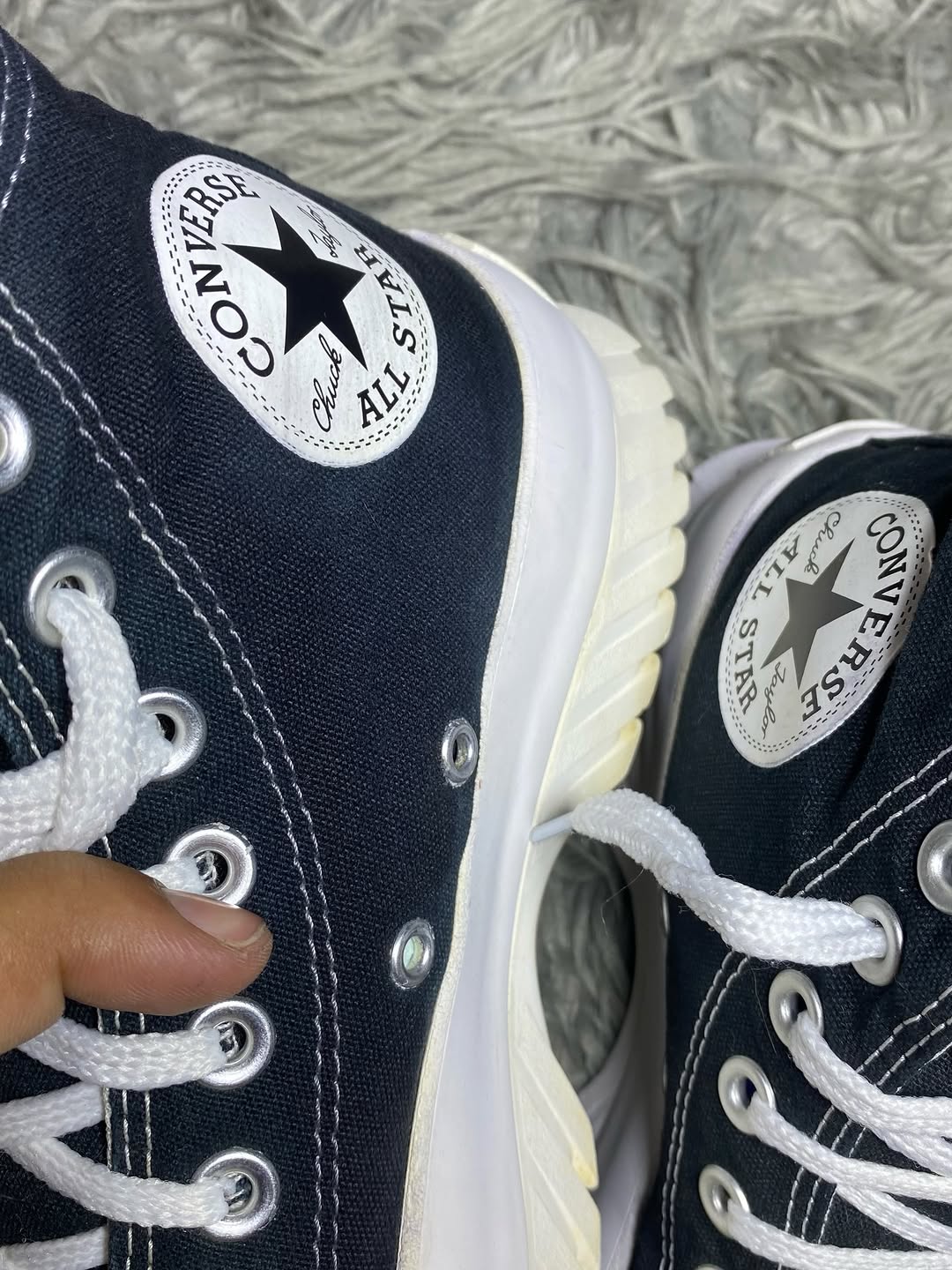Converse High Top (39.5)
