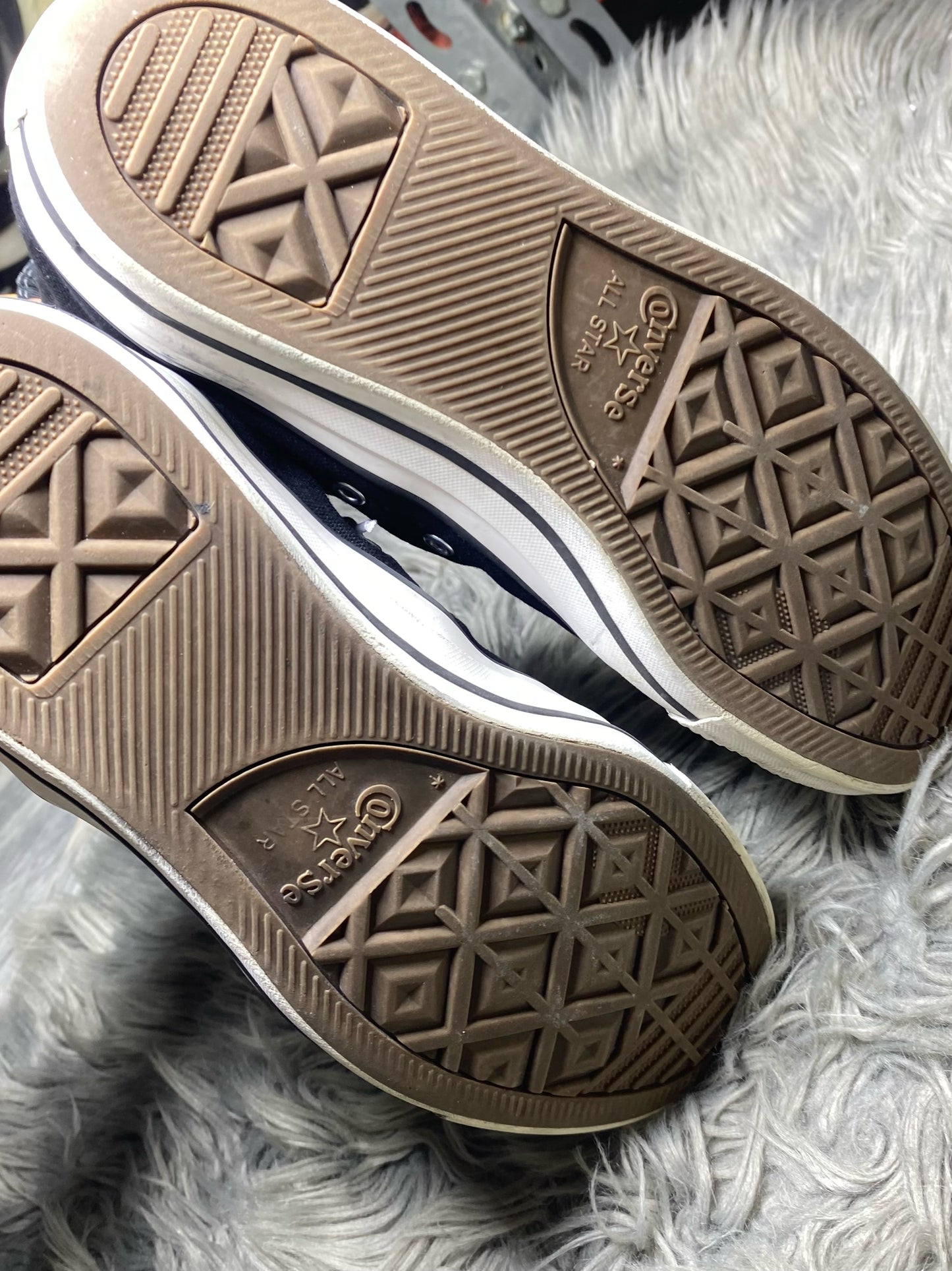 Converse High Top (42)