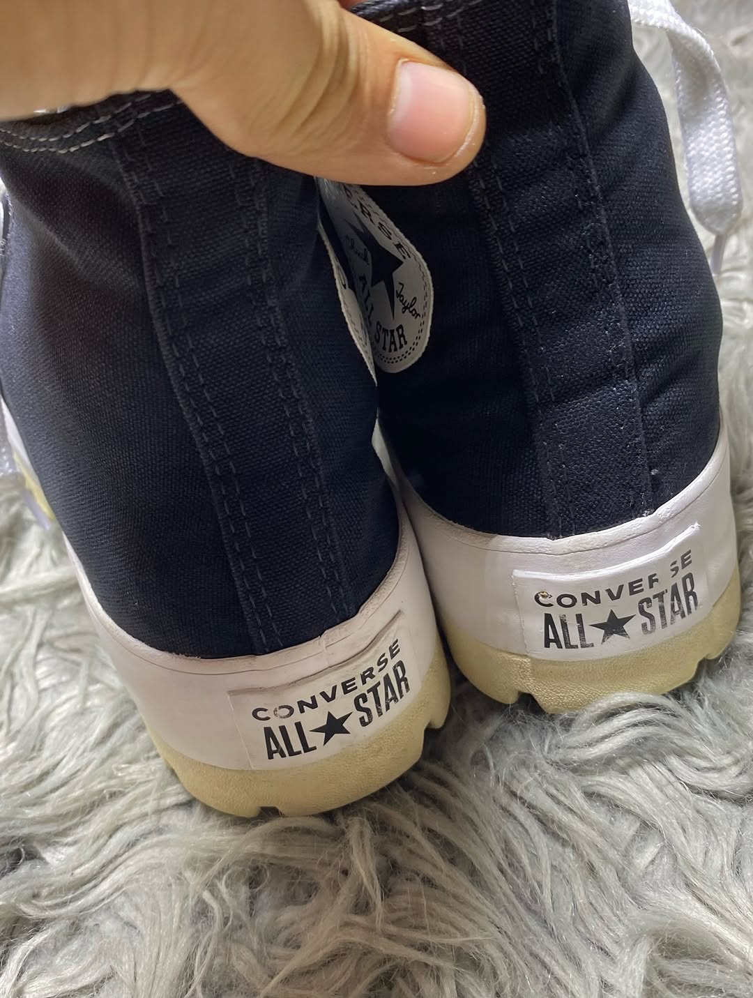 Converse High Top (38.5)