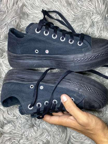 Converse Low Top (39.5)