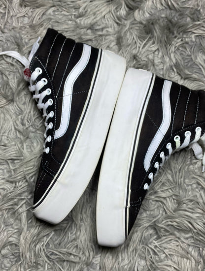 Vans High Top (40.5)
