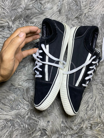 BK Shoes Size (44)