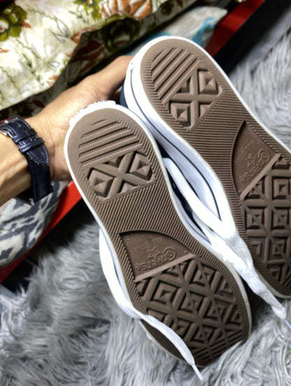 Converse Low Top (39)