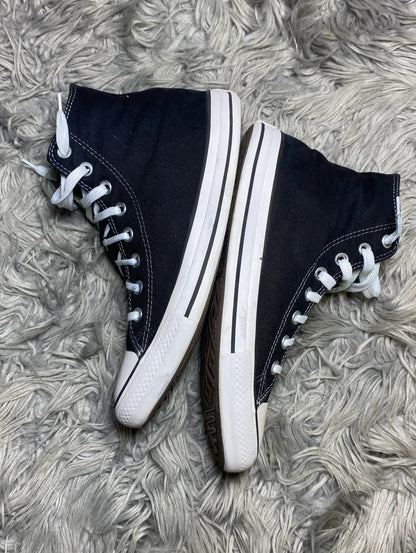 Converse High Top (42)