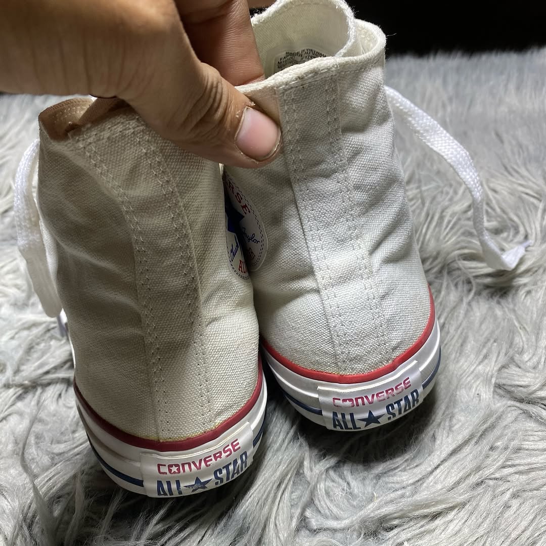 Converse High Top (39)