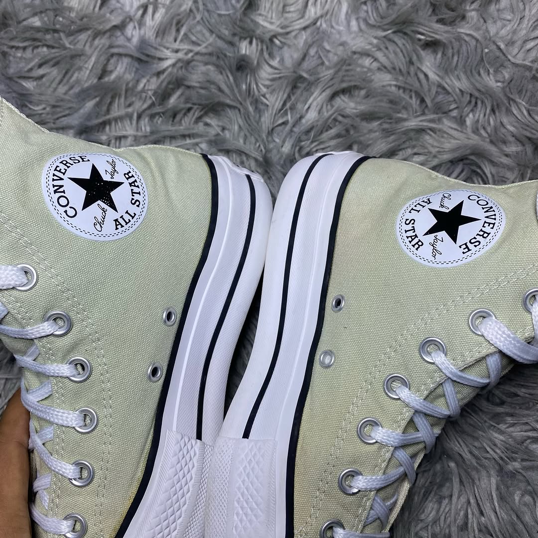 Converse High Top (38)