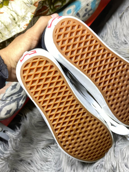 Vans Low Top (40)