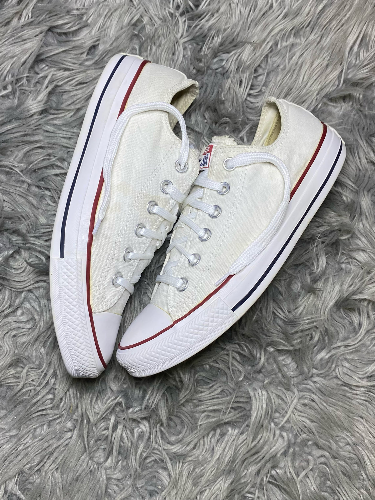 Converse Low Top (41)