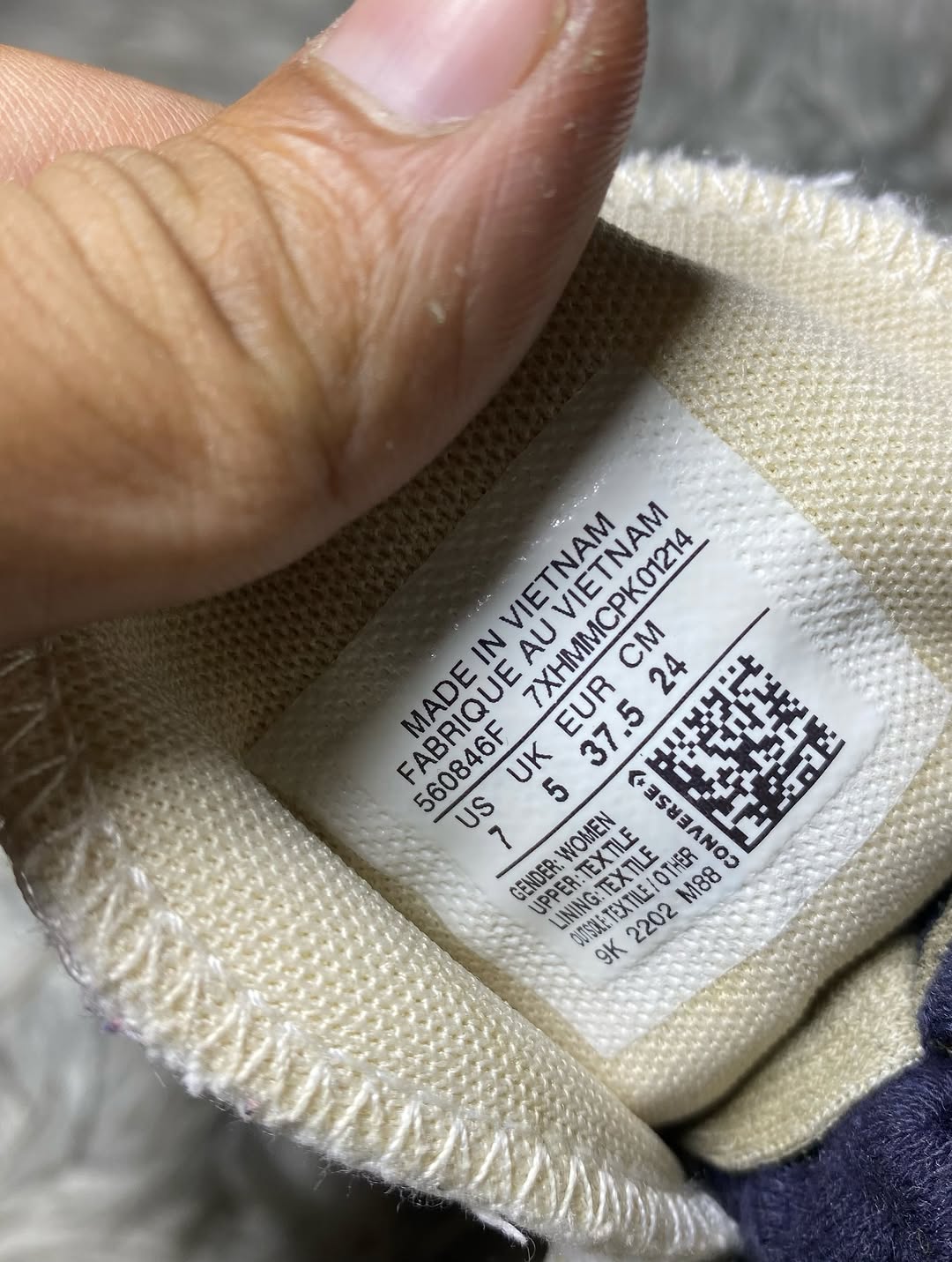 Converse High Top (37.5)