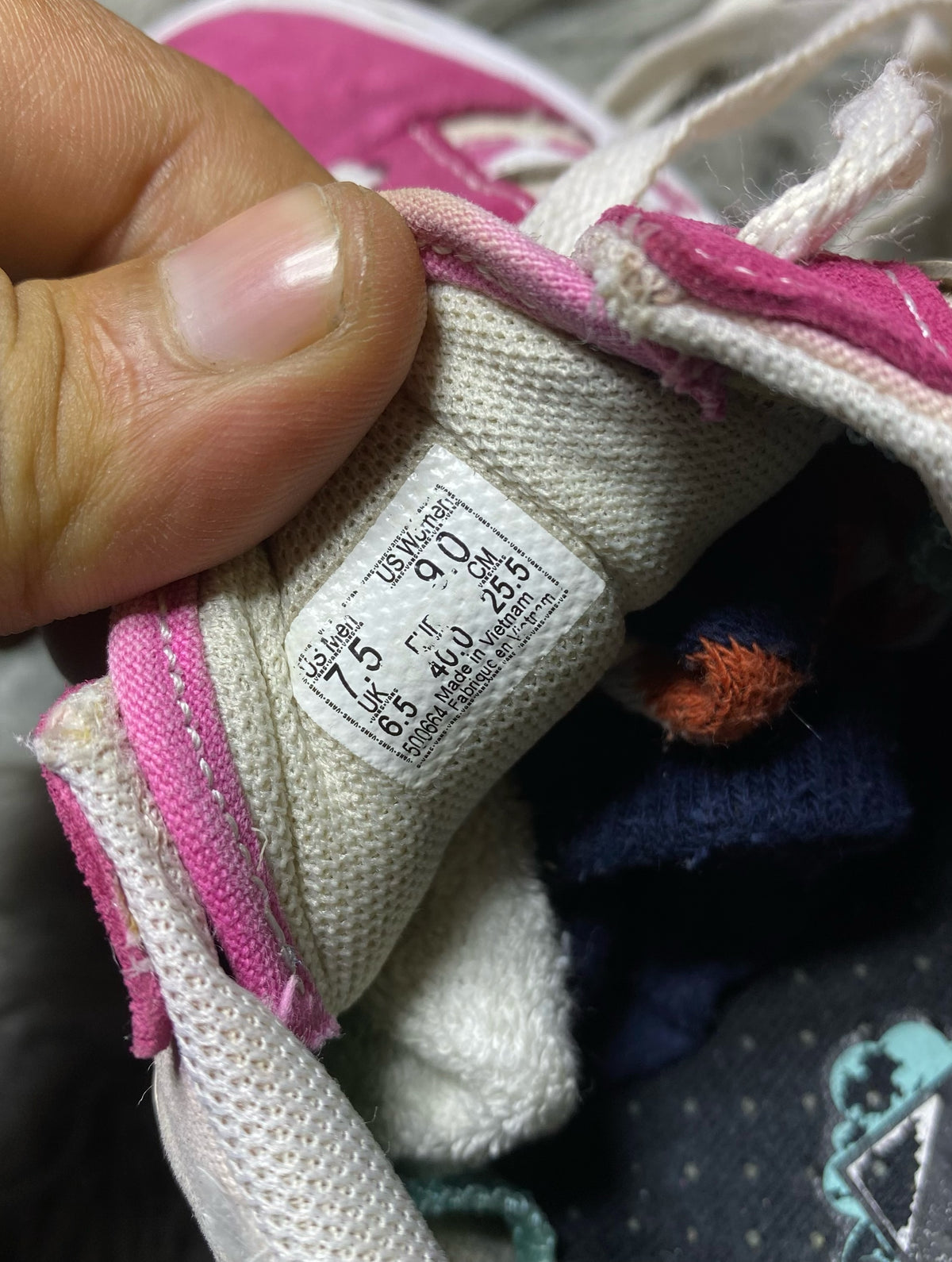 Vans Low Top (40)