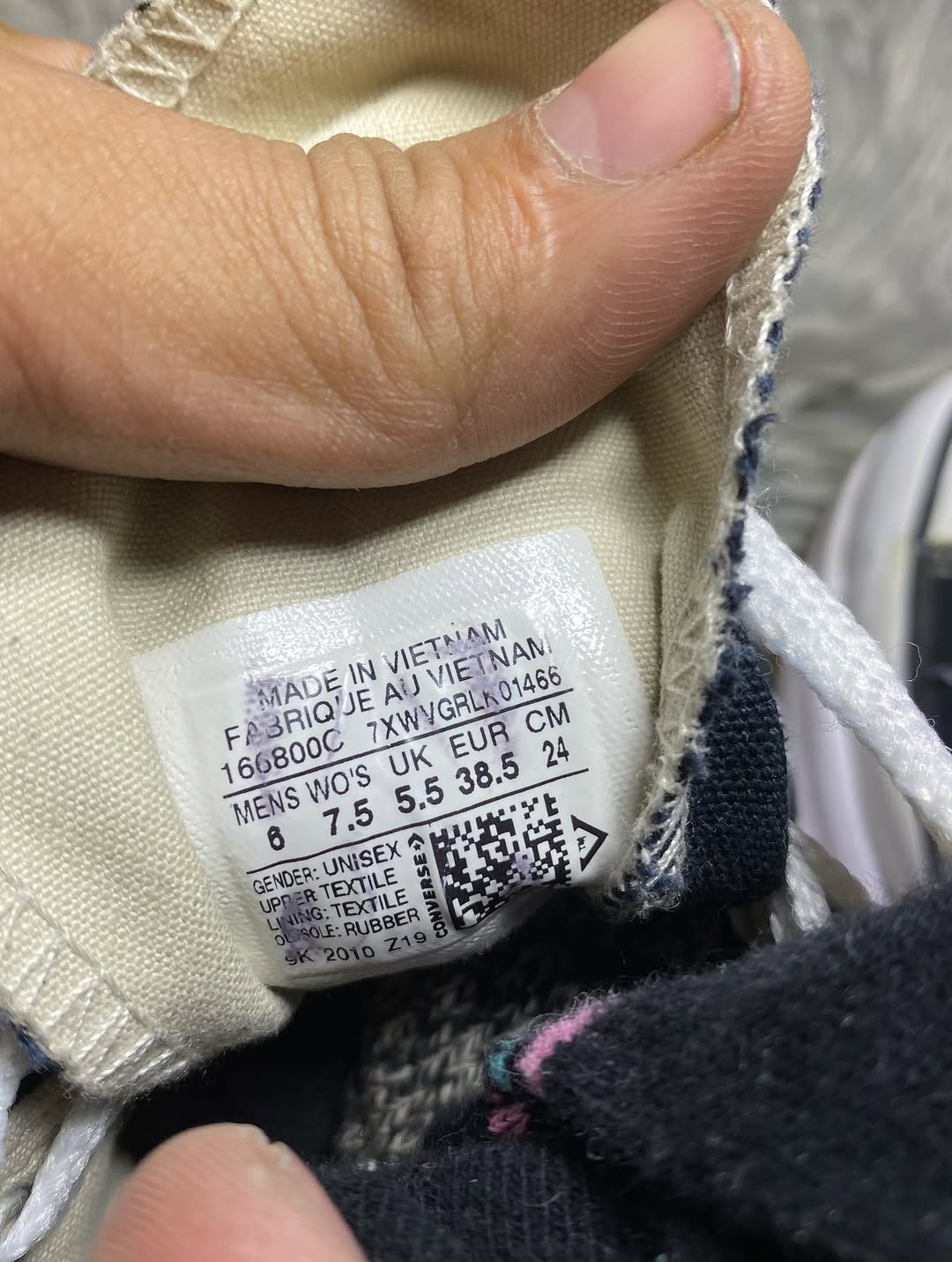 Converse High Top (38.5)