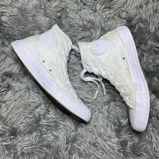 Converse High Top (39)