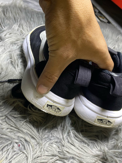Vans Low Top (44)