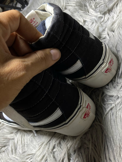 Vans High Top (40.5)