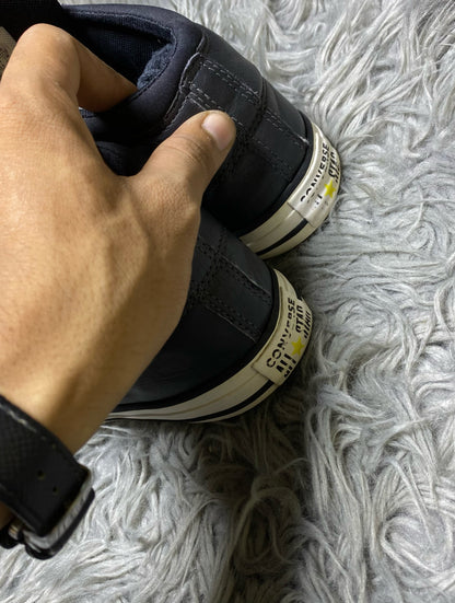 Converse High Top (42.5)