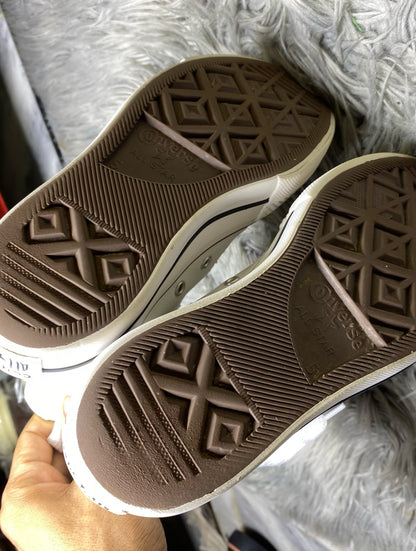 Converse High Top (37.5)