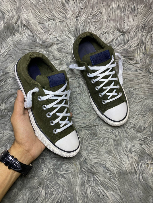 Converse Low Top (37.5)