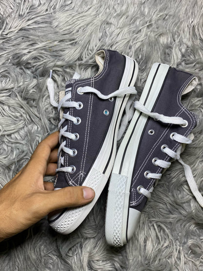 Converse Low Top (41)