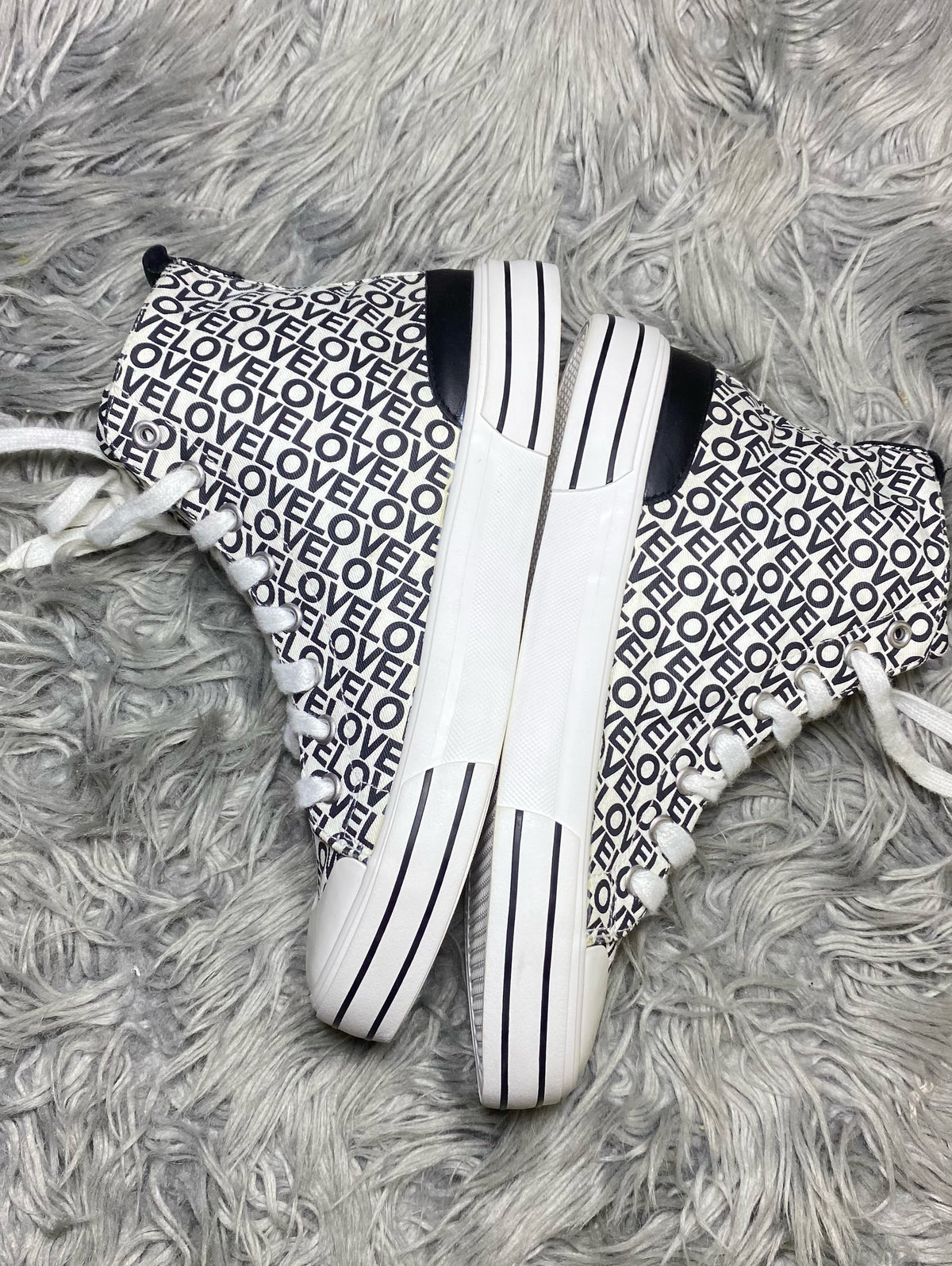 Grace land Shoes Size (40)