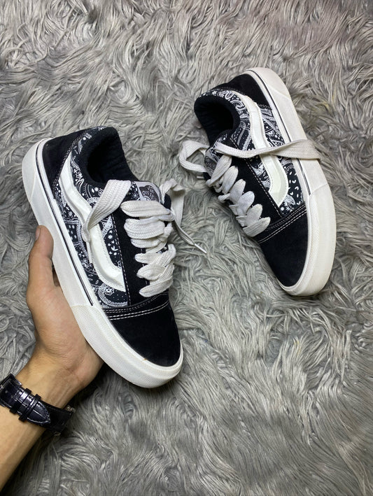 Vans Low Top (40.5)