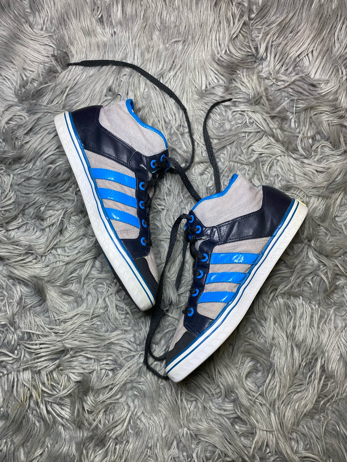 Adidas Shoes Size (40)
