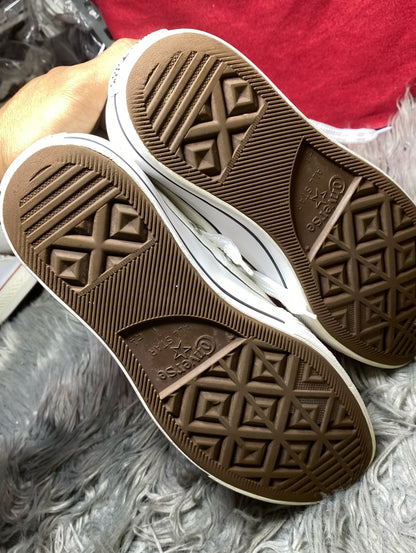 Converse Low Top (38)