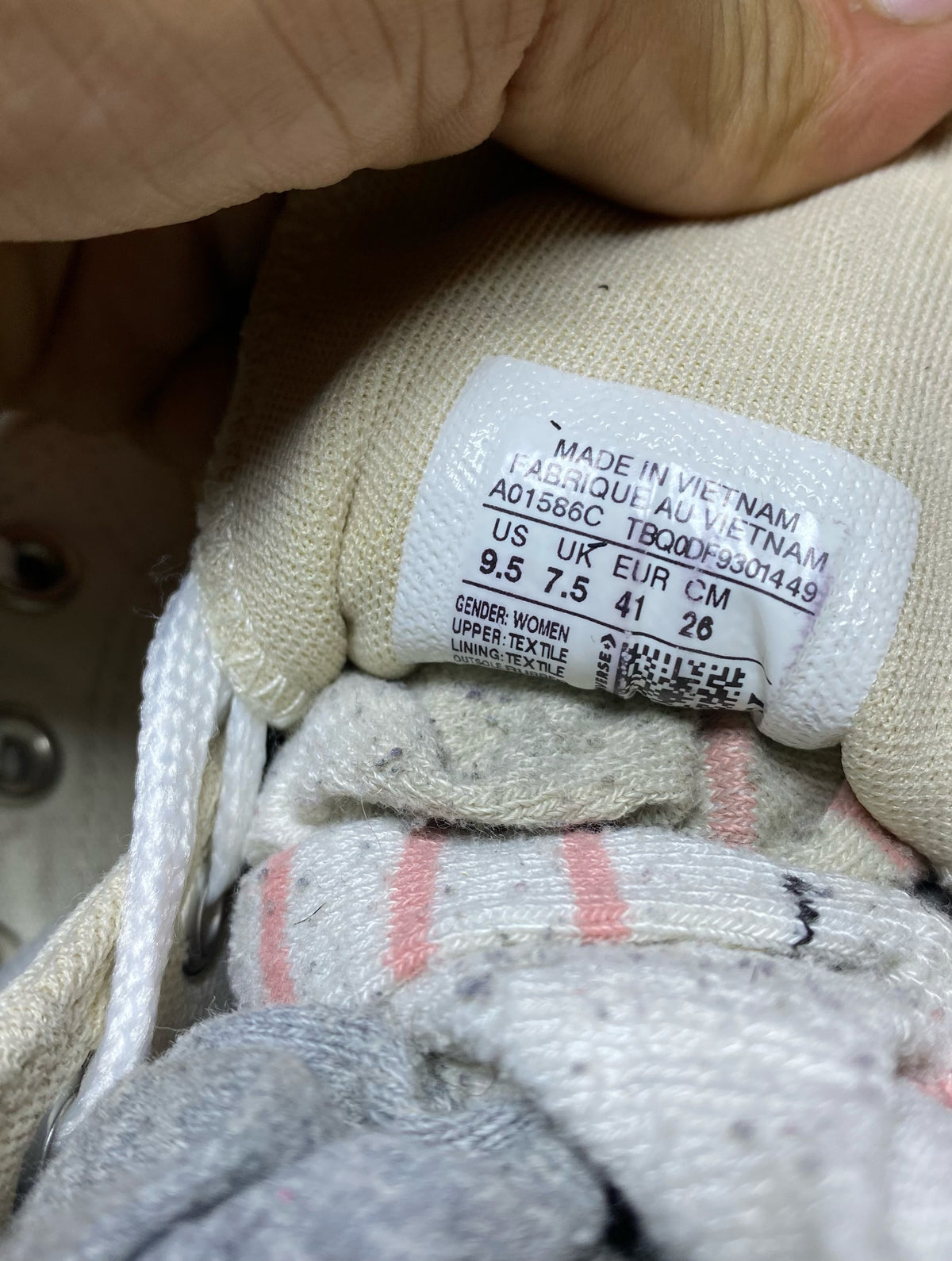 Converse High Top (41)