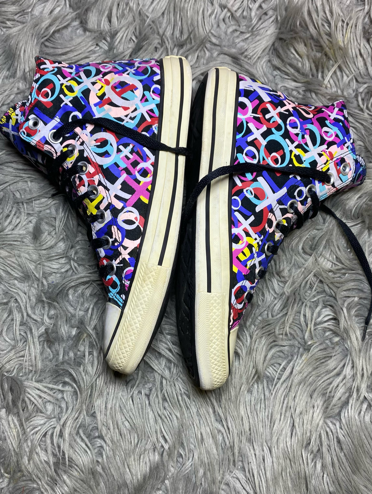 Converse High Top (41.5)