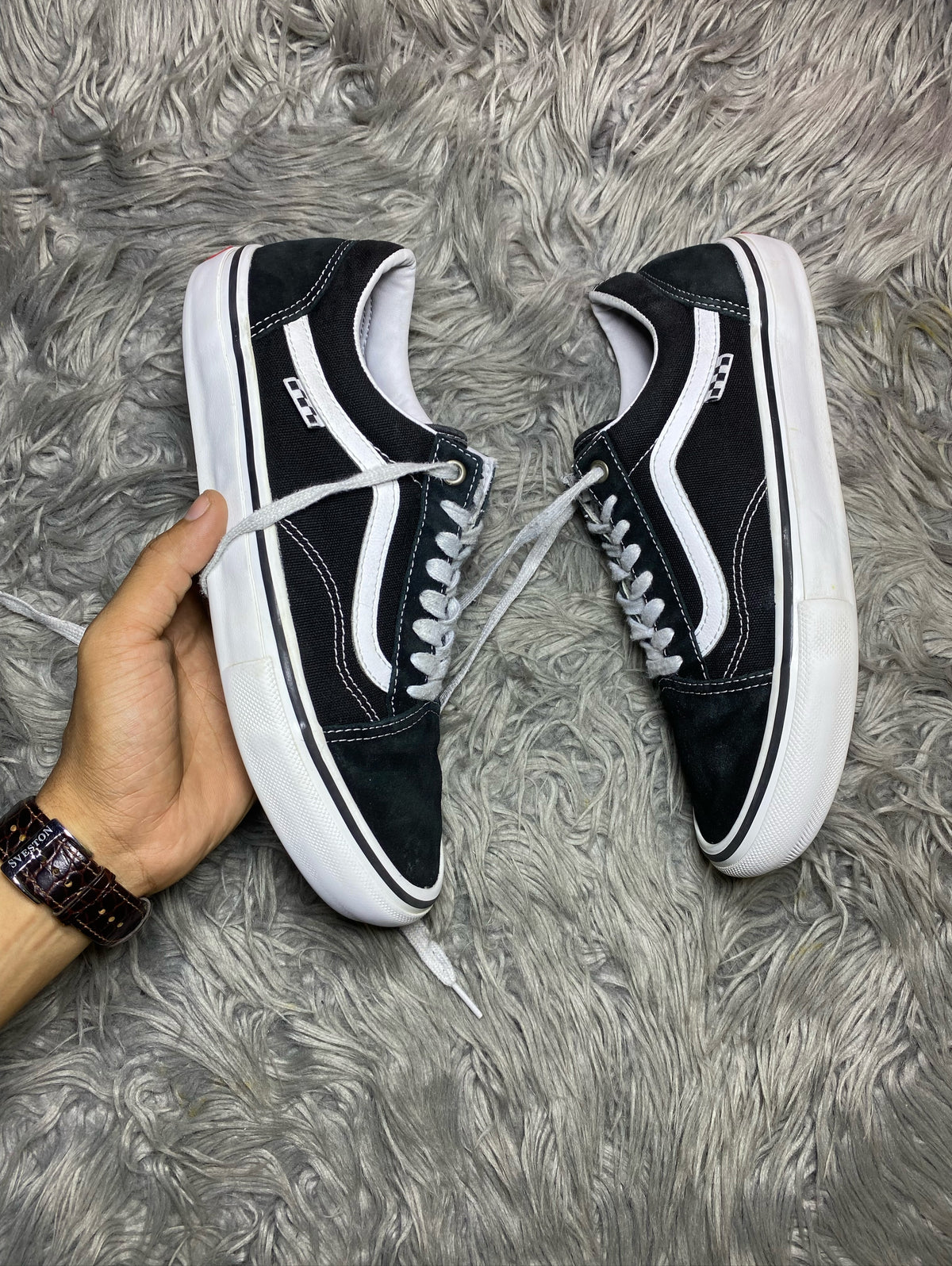 Vans Low Top 42.