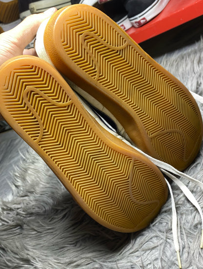 Nike Shoes Size (41)