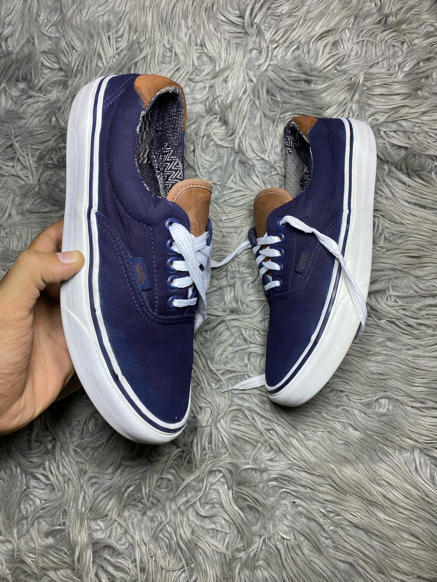 Vans Low Top (42)