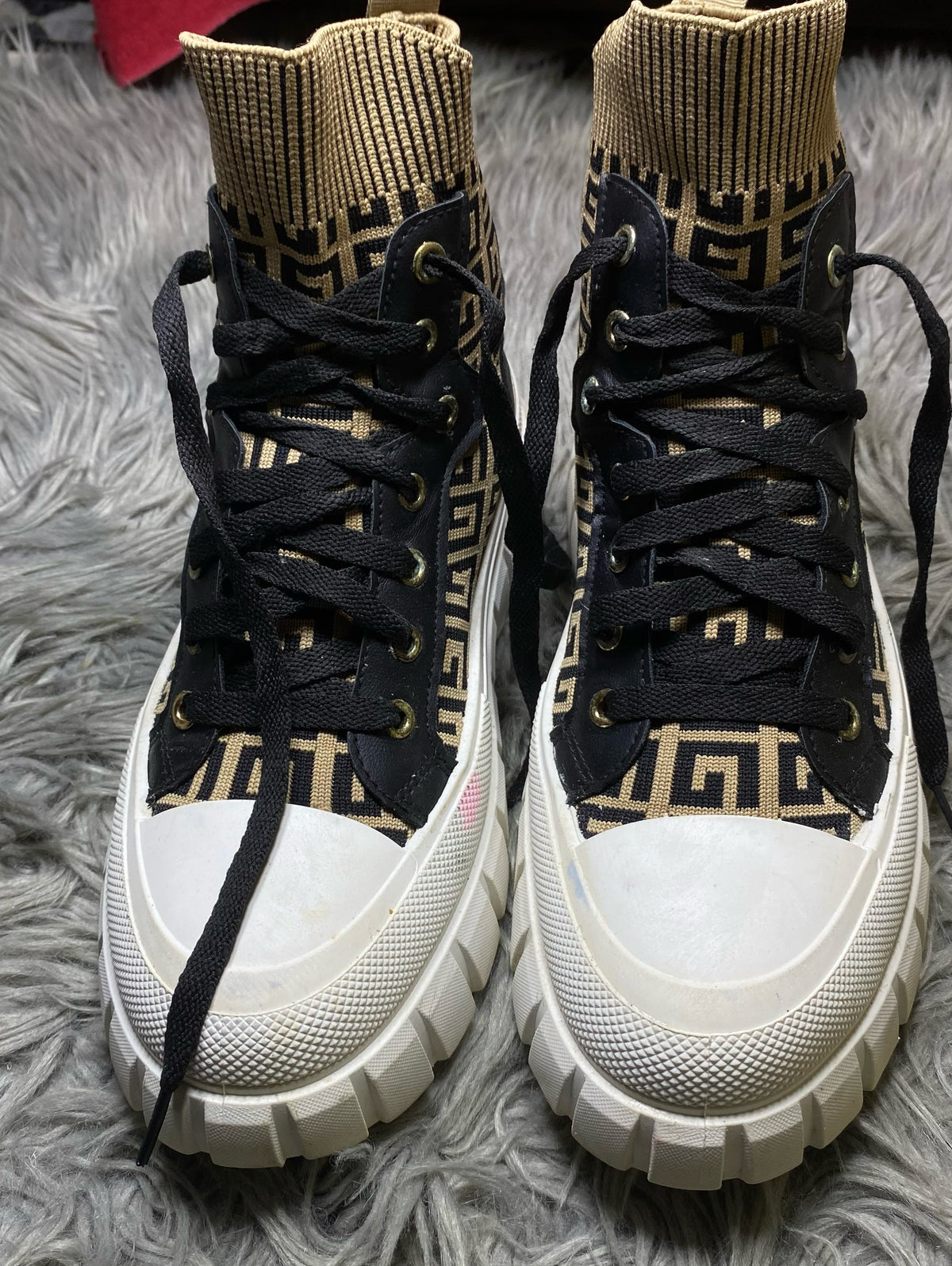 JOGGERS Shoes Size (39)
