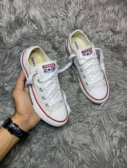 Converse Low Top (33.5)