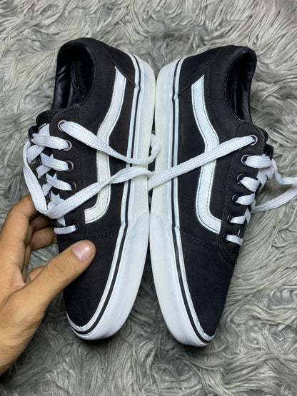 Vans Low Top (40)