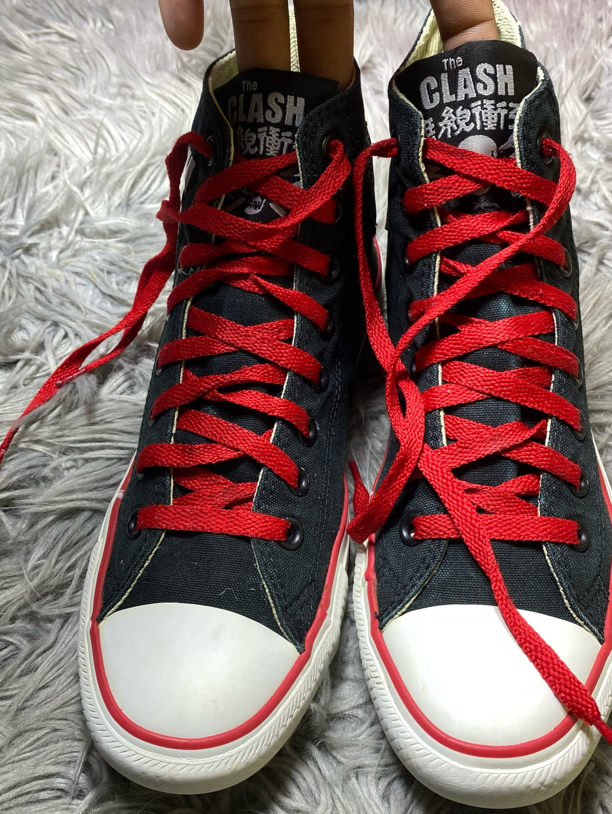 Converse High Top (40.5)