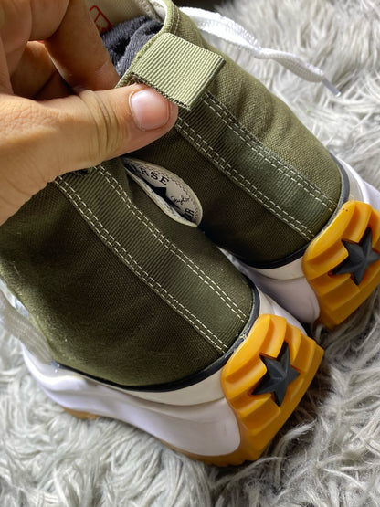 Converse High Top (38.5)