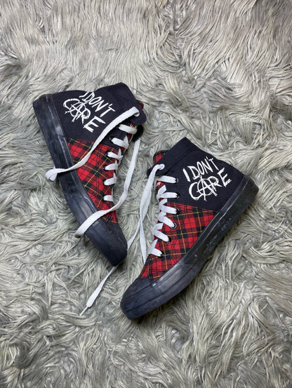 EMP SHOES SIZE (39)