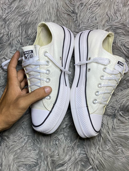 Converse Low Top (38)