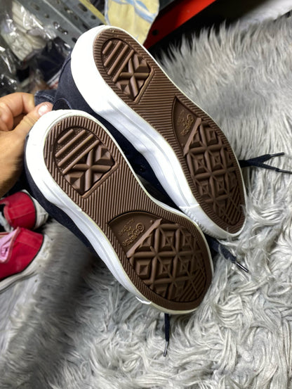 Converse High Top (37.5)